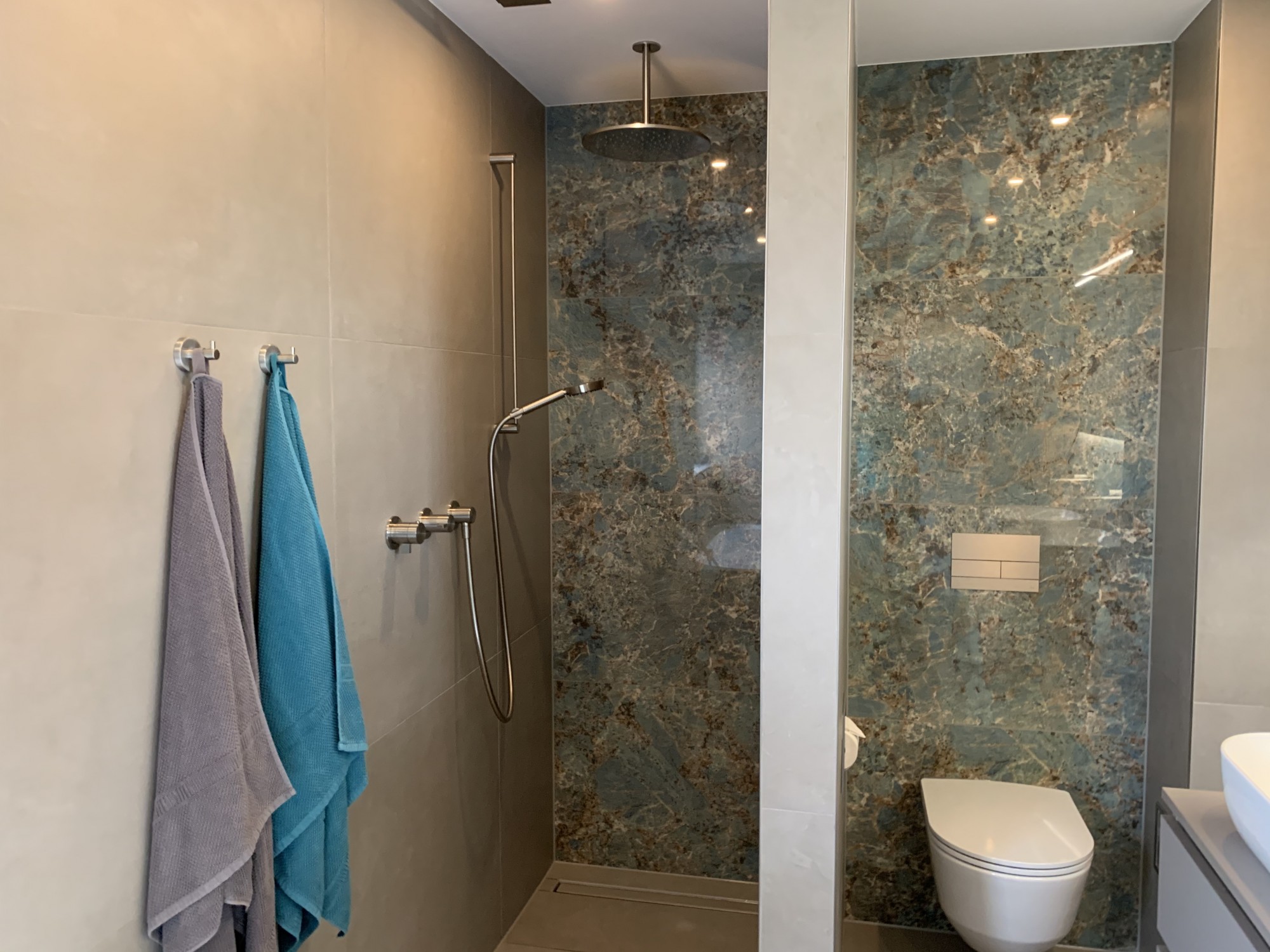 content 01 portfolio rvskranen maatwerkbadmeubels badkamers sheerenberg uwtegelzetters